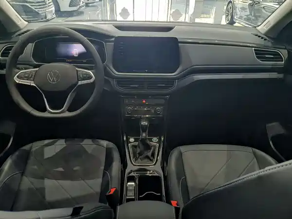 Volkswagen Tharu 2025