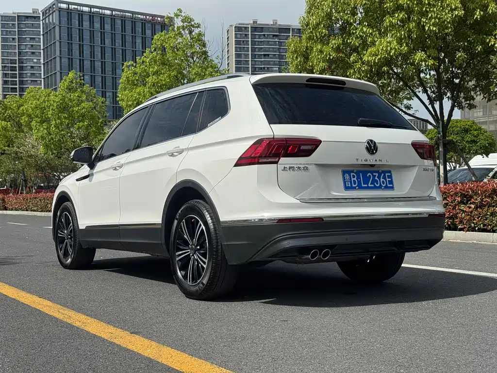 Volkswagen Tiguan L 2021 — фото 7