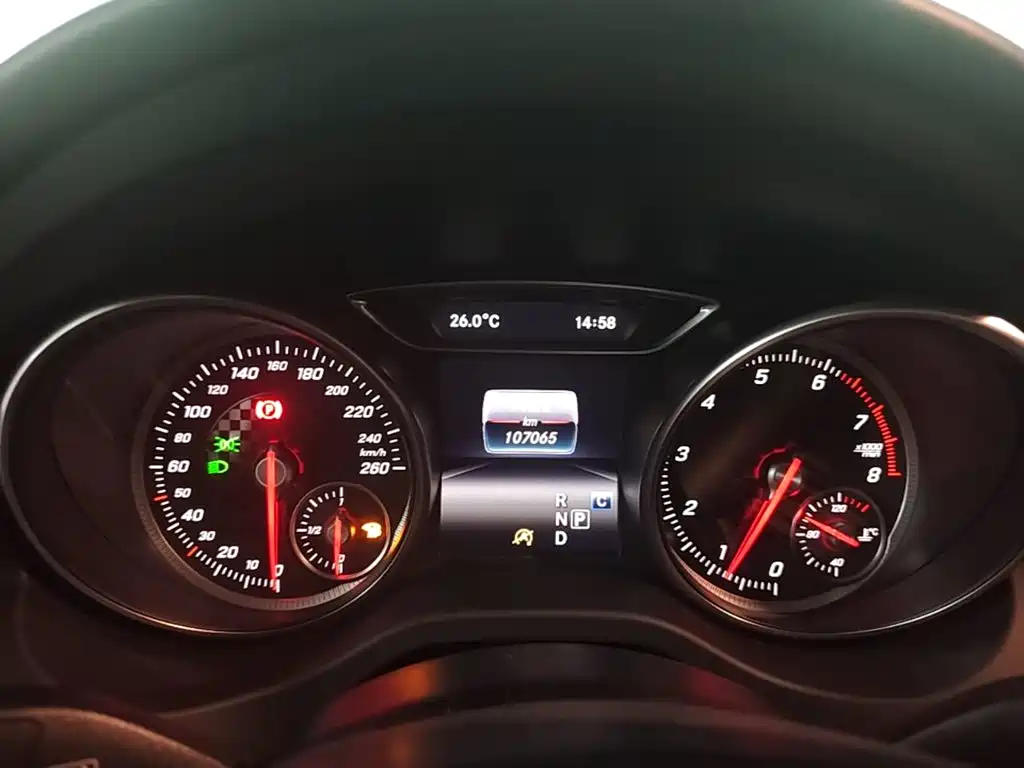 Mercedes-Benz A-Class 2017 — фото 12