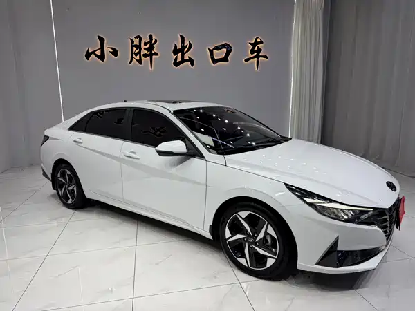Hyundai Elantra 2023