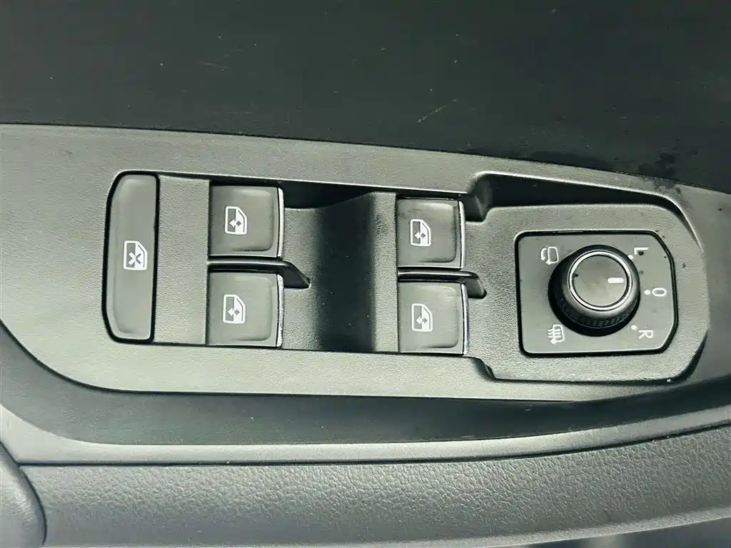 Skoda Kodiaq 2017 — фото 18