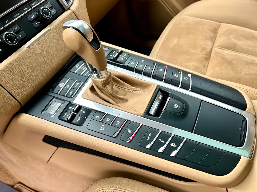 Porsche Macan 2015 — фото 13