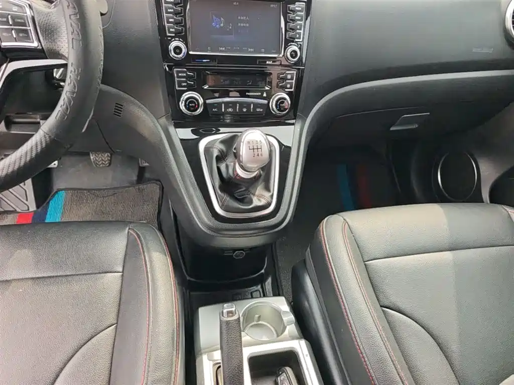 Haval H6 2015 — фото 14