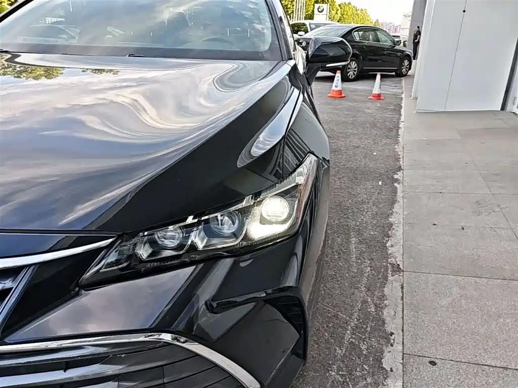 Toyota Avalon 2021 — фото 24