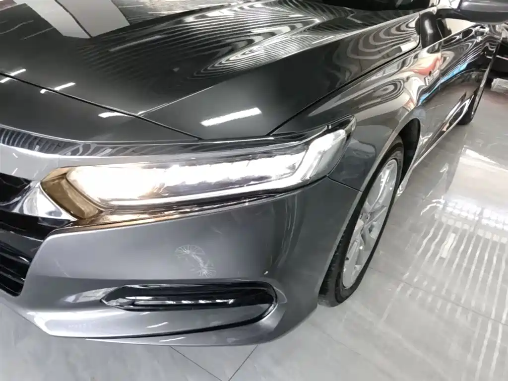 Honda Accord 2020 — фото 24