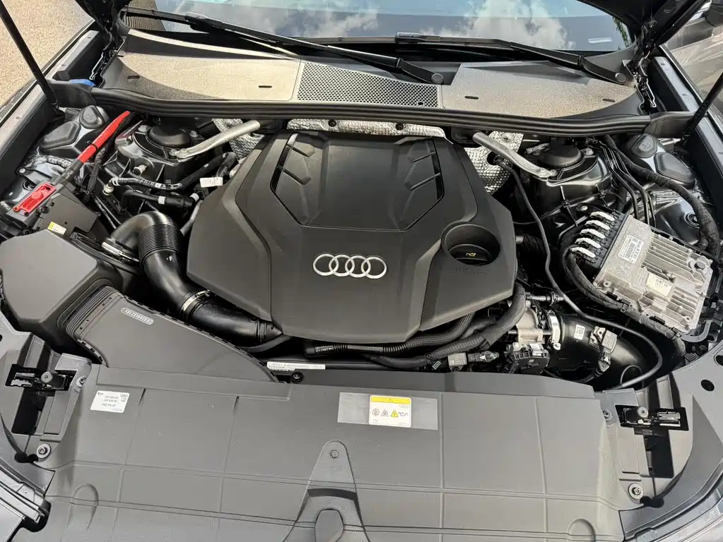 Audi A6L 2023 — фото 4