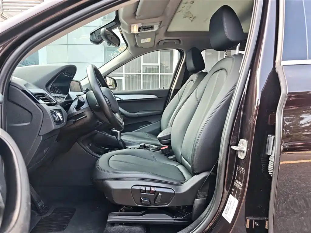 BMW X1 2018 — фото 11