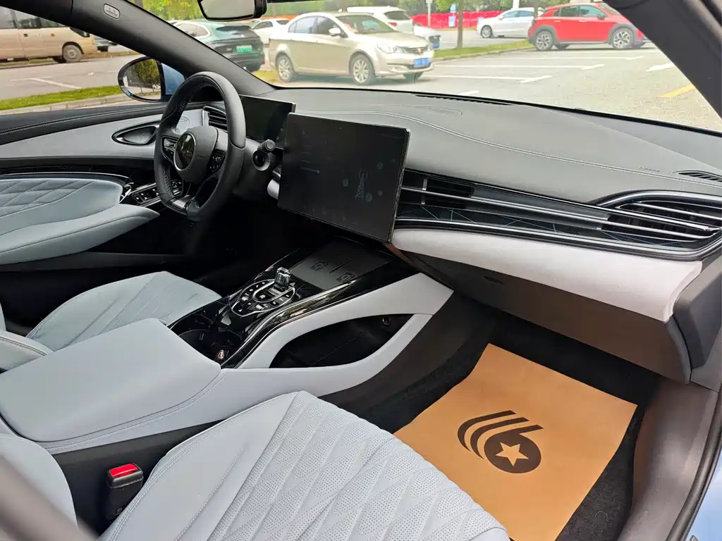 BYD Seal 2023 — фото 10