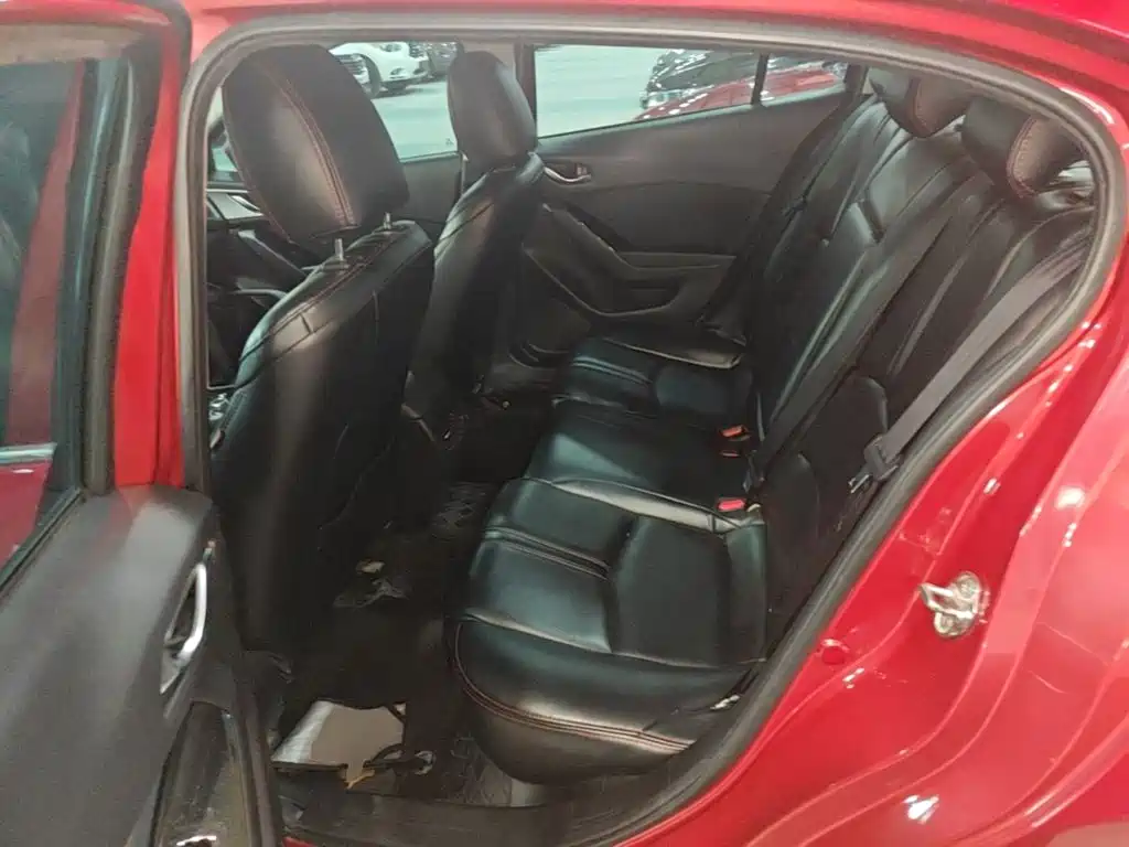 Mazda 3 Angkesela 2019 — фото 17