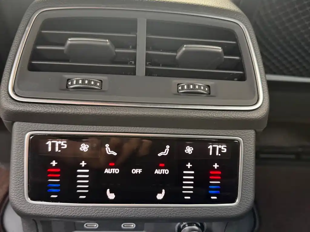 Audi A6L 2023 — фото 23