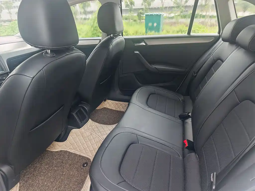 Skoda Rapid Spaceback 2016