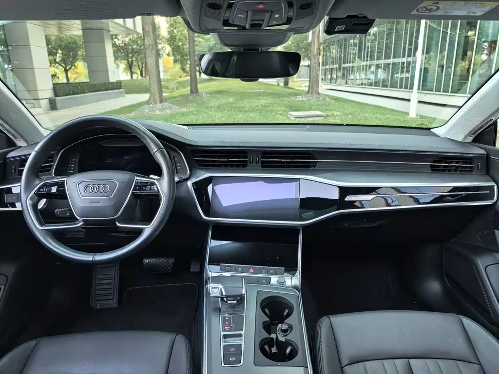 Audi A7 2021 — фото 26