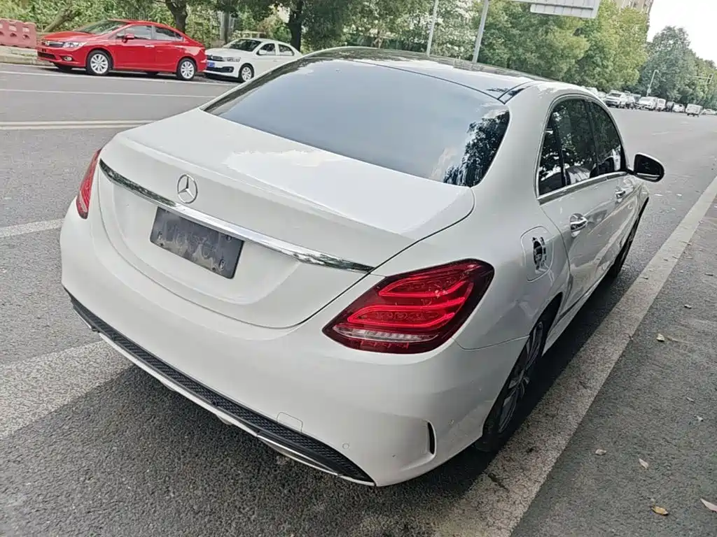 Mercedes-Benz C-Class 2017