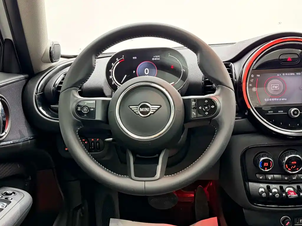 MINI Clubman 2023 — фото 14