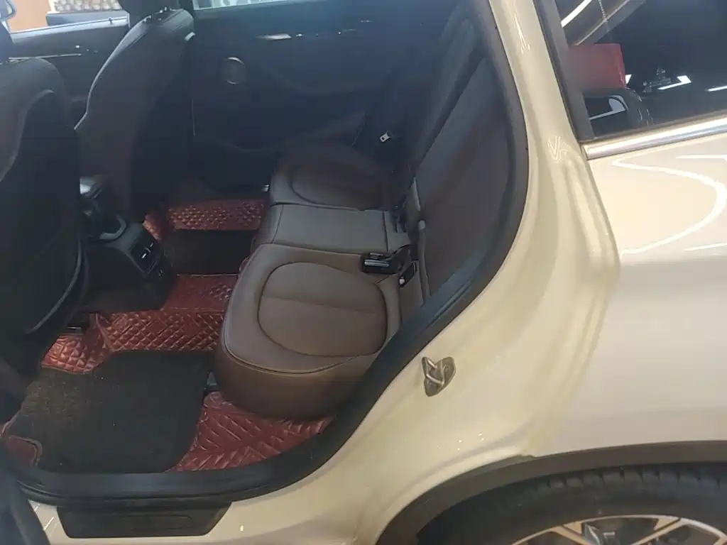 BMW X1 2021 — фото 17