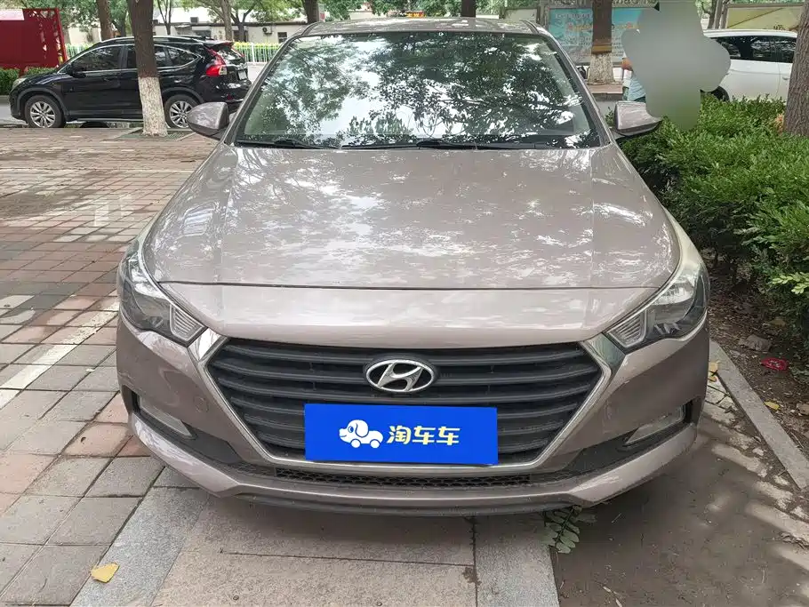 Hyundai Verna 2017 — фото 2