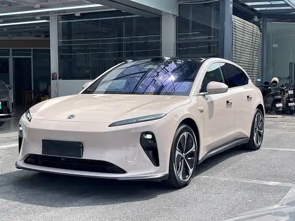NIO ET5T 2024