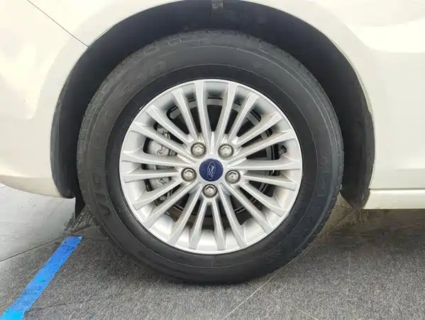 Ford Escort 2018