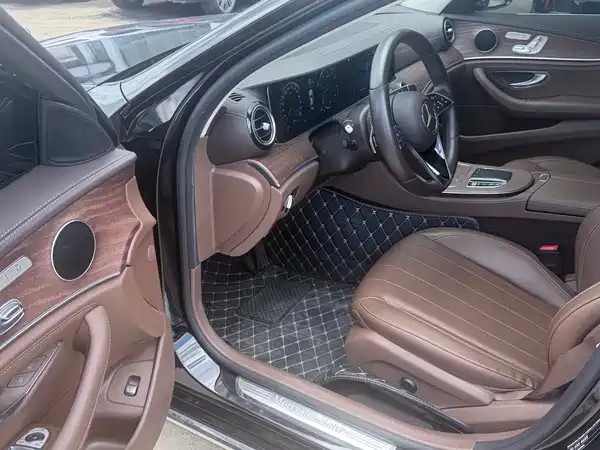 Mercedes-Benz E-Class 2021