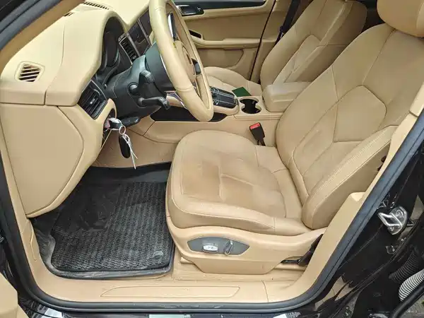 Porsche Macan 2017