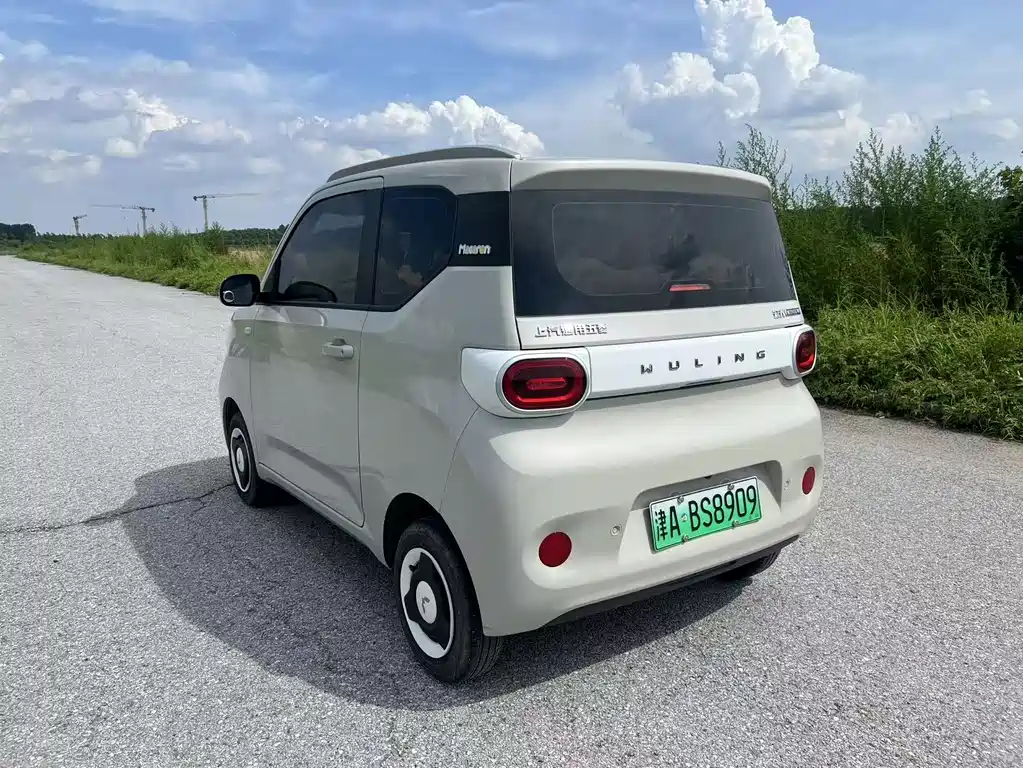Wuling MINIEV 2025