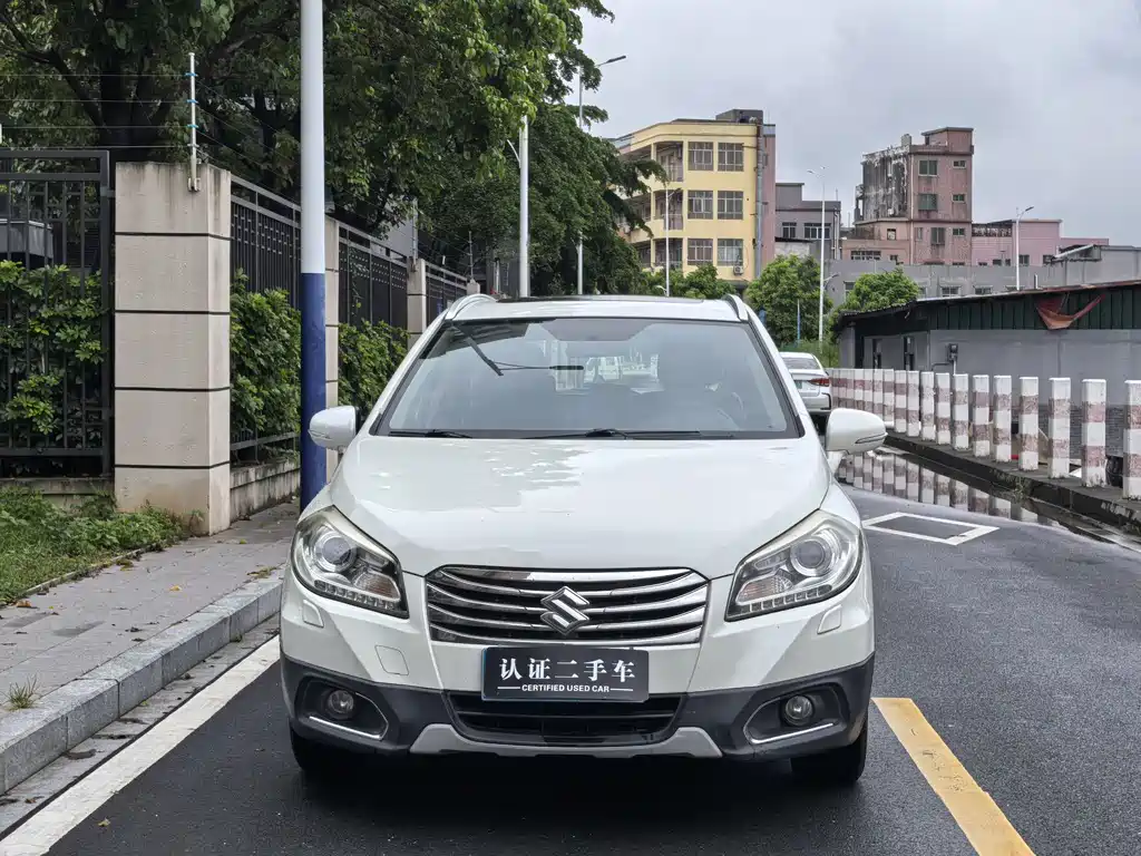 Suzuki S-Cross 2015 — фото 2