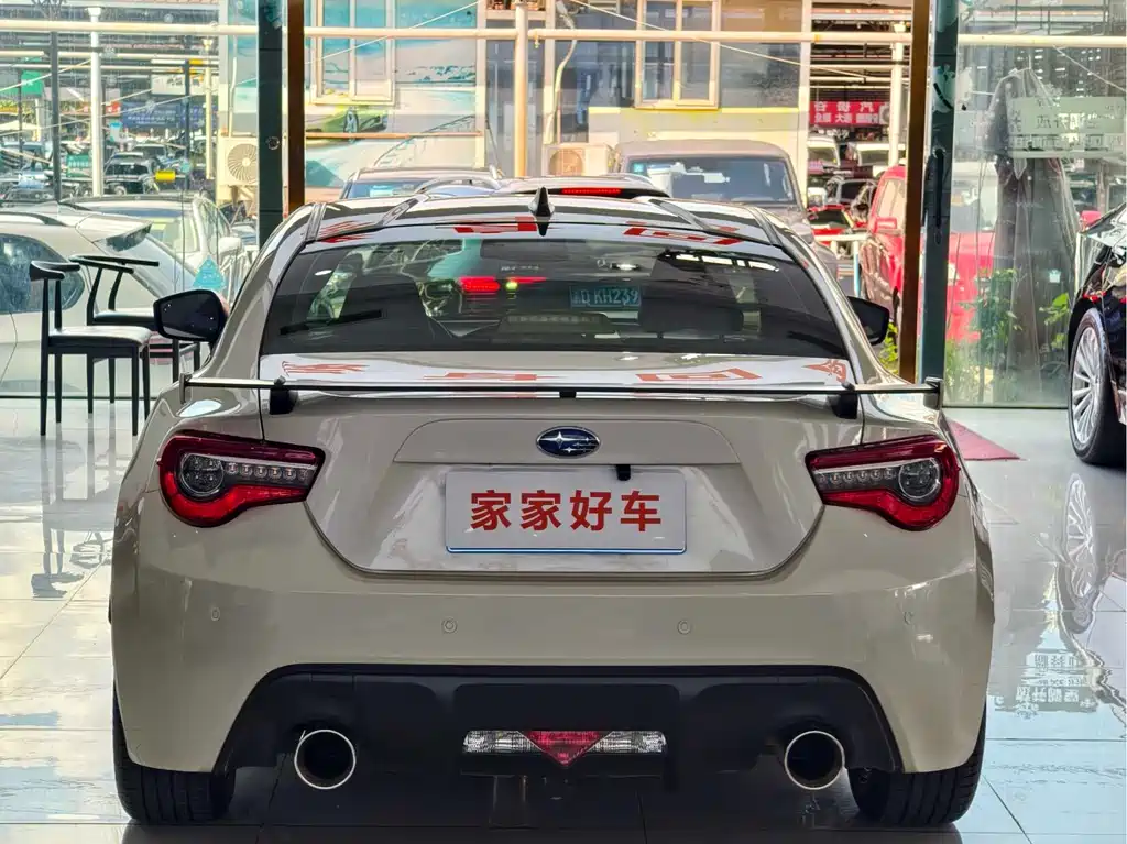 Subaru BRZ 2019 — фото 12