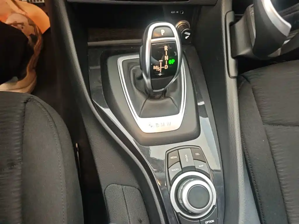 BMW X1 2016 — фото 14