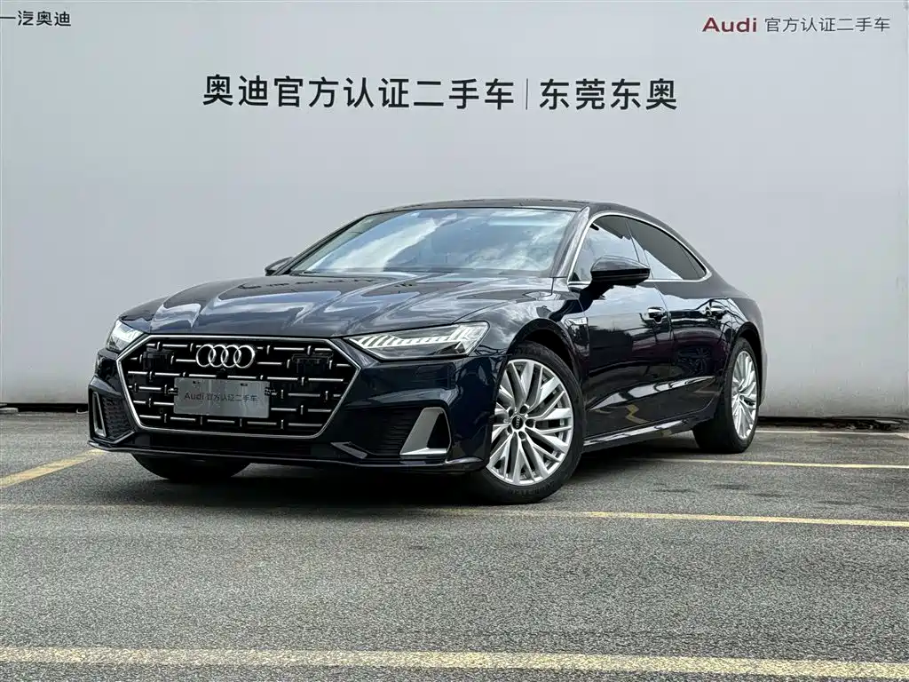 Audi A7L 2023 — фото 1