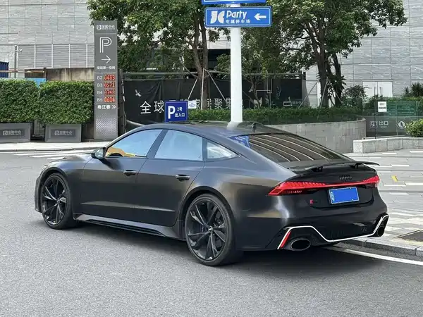 Audi RS 7 2021