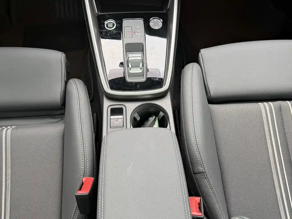 Audi A3 2023 — фото 20