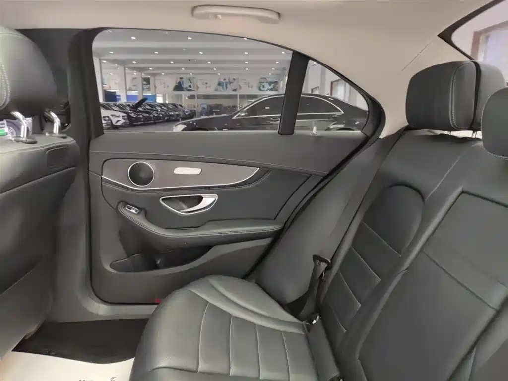 Mercedes-Benz C-Class 2016 — фото 29