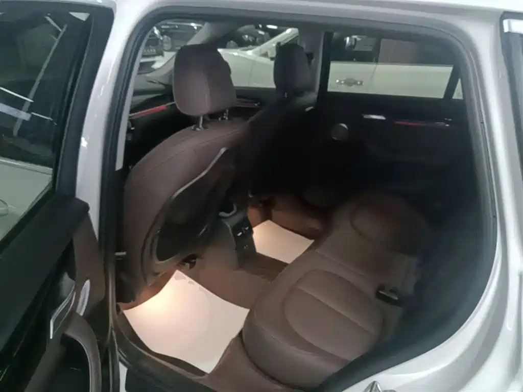 BMW X1 2021 — фото 17