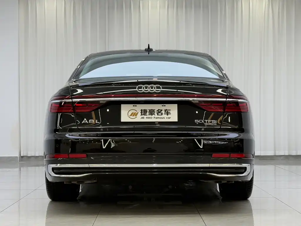 Audi A8 2025 — фото 9