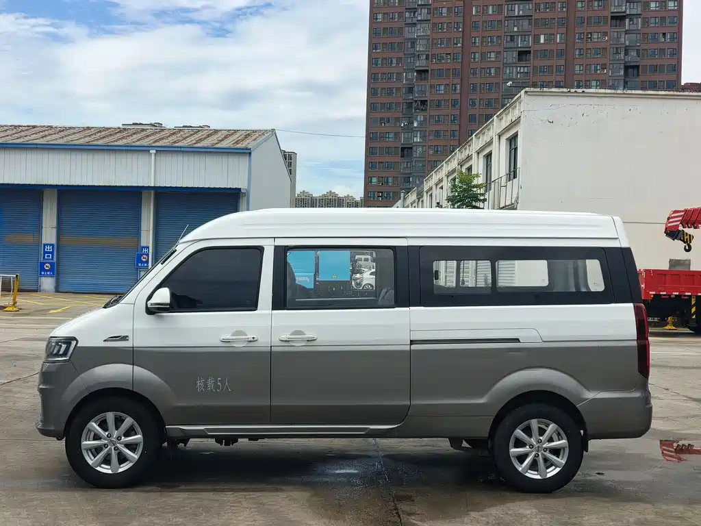 Jinbei Hiace S 2021