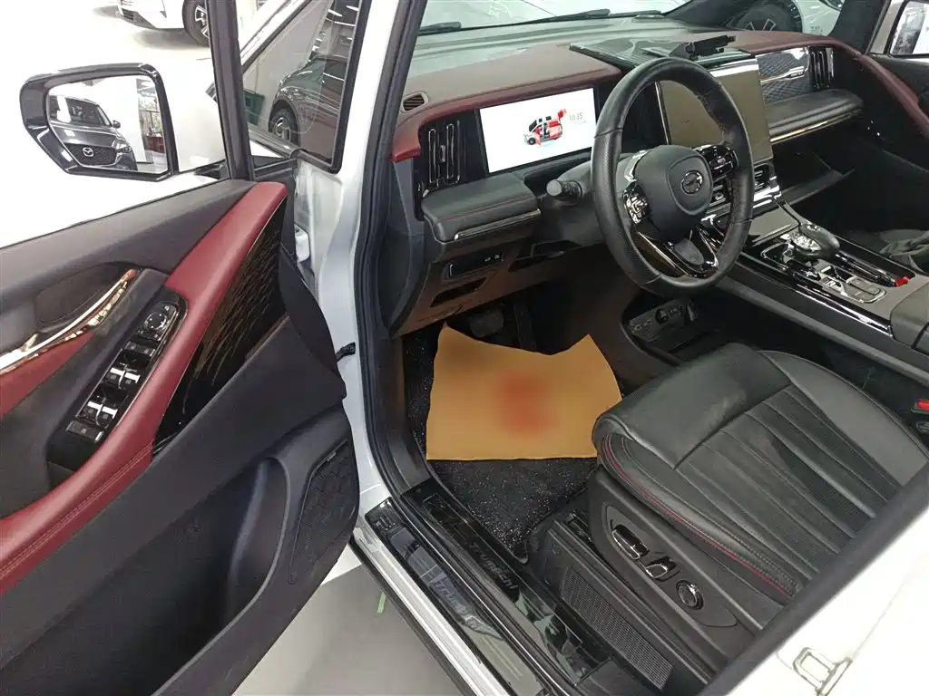 GAC Motor Trumpchi M8 2023 — фото 16
