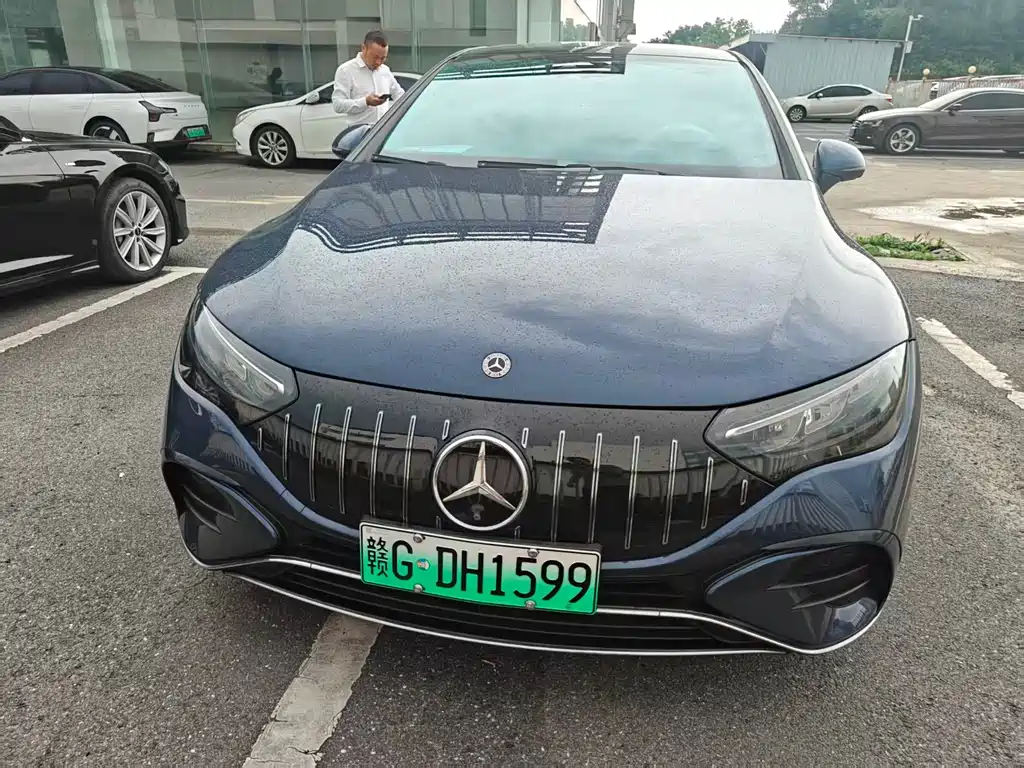 Mercedes-Benz EQE 2025