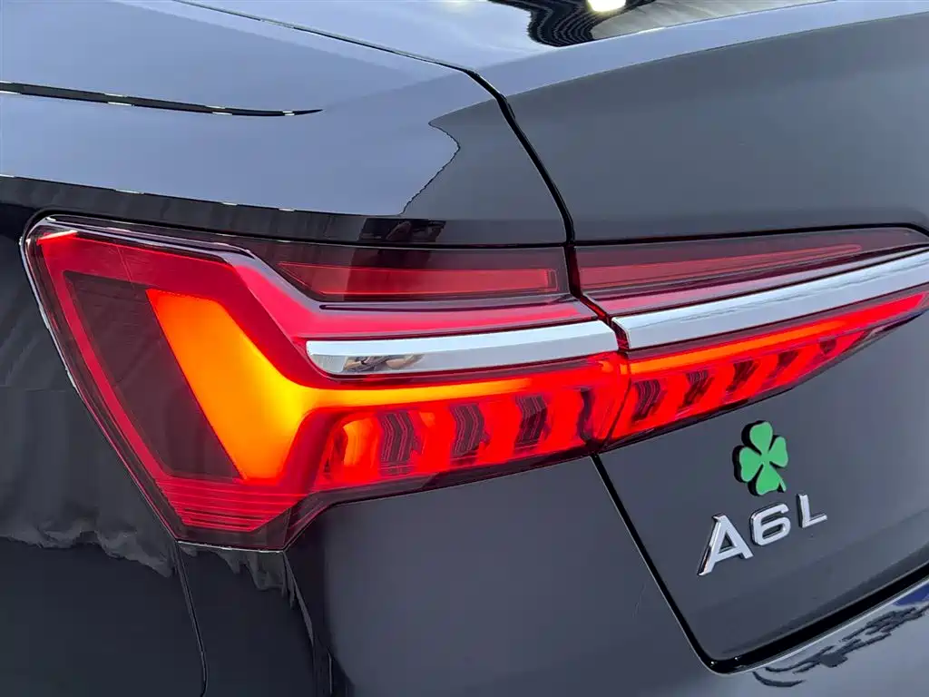 Audi A6L 2022 — фото 28