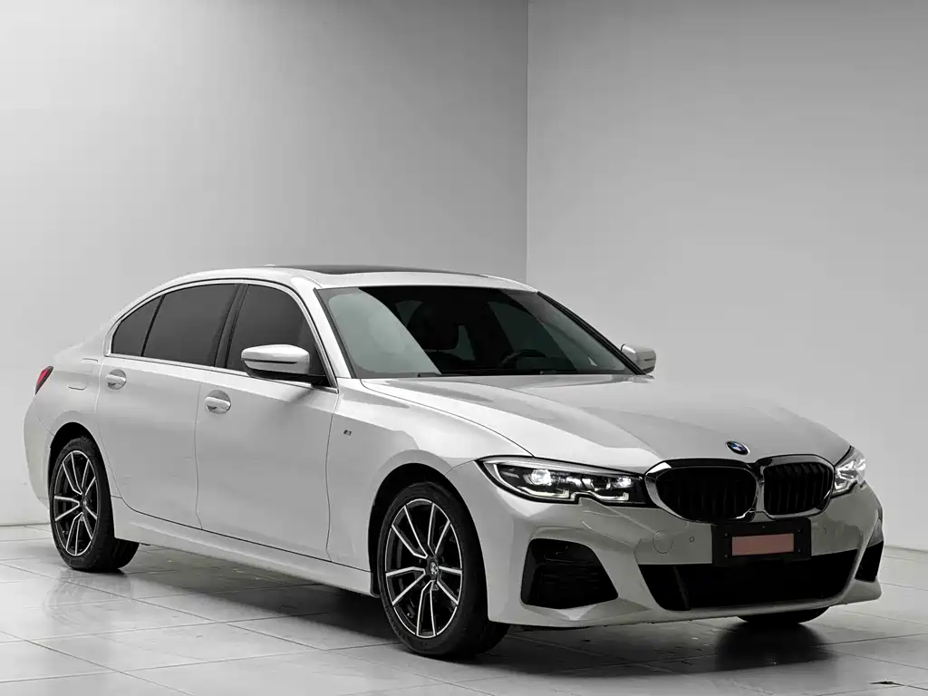 BMW 3 Series 2022
