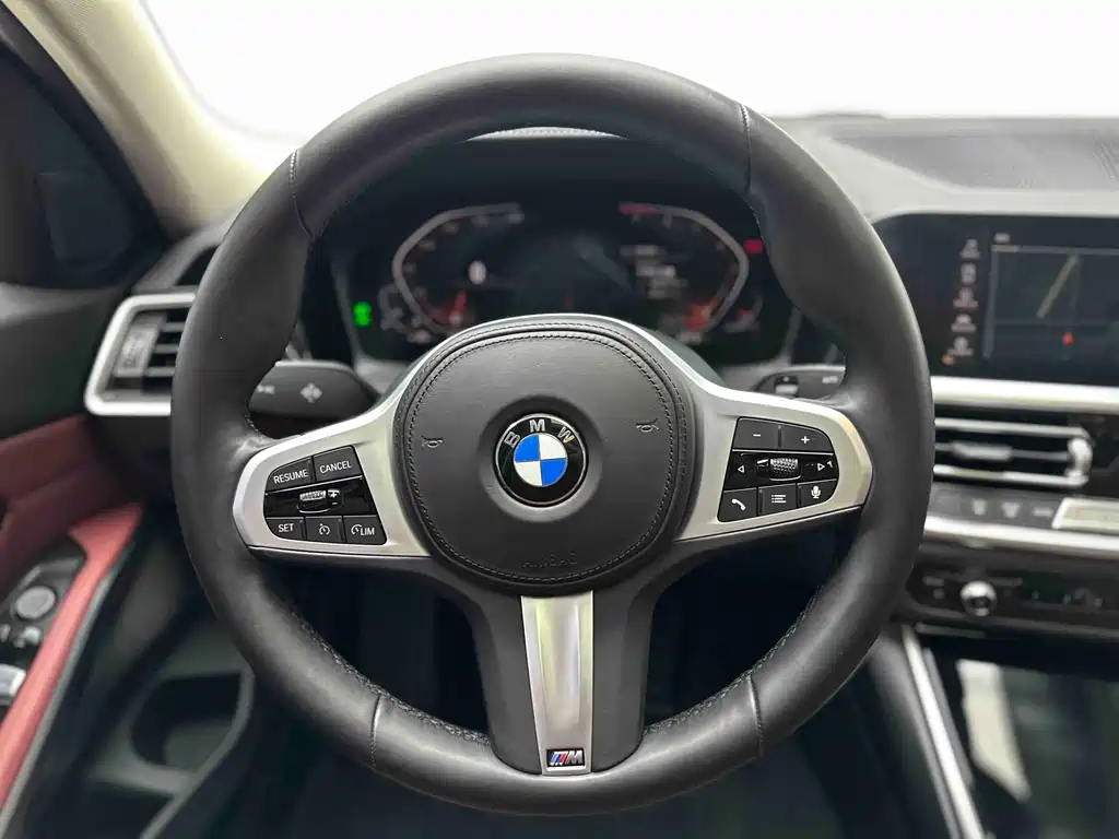 BMW 3 Series 2022 — фото 10