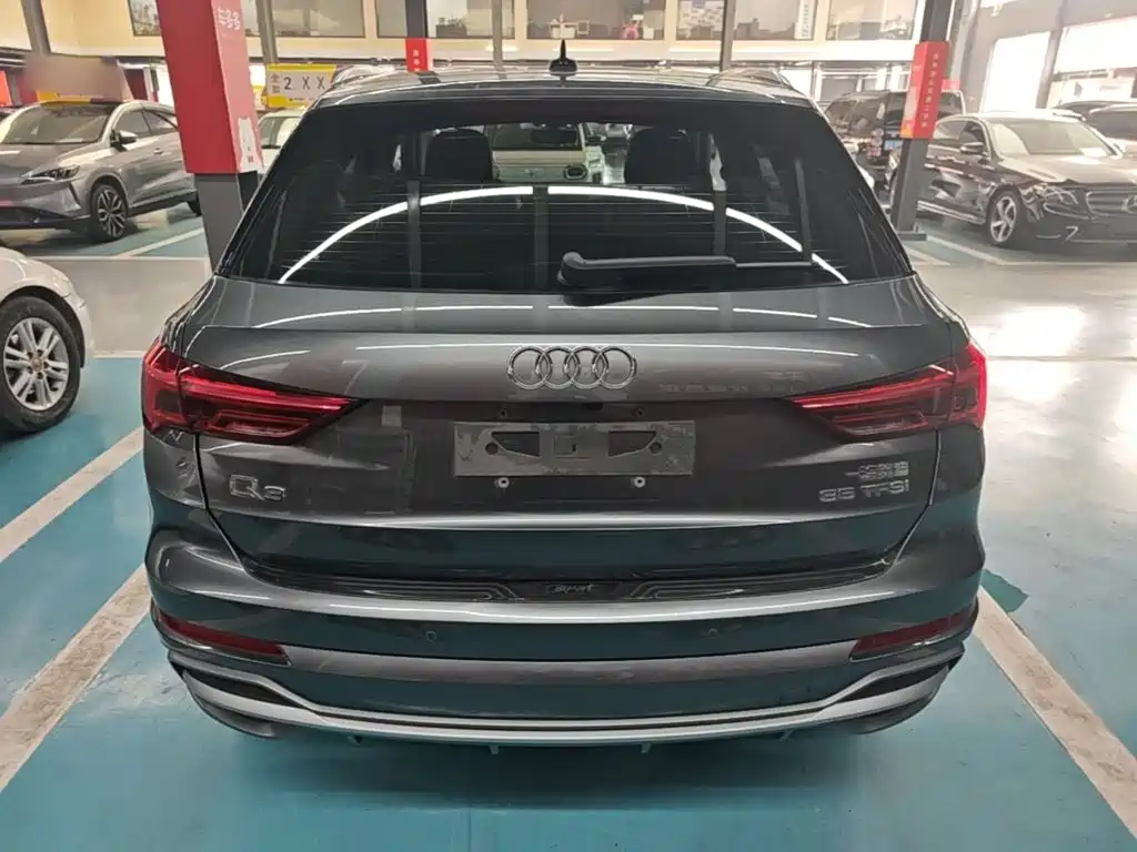 Audi Q3 2020 — фото 6