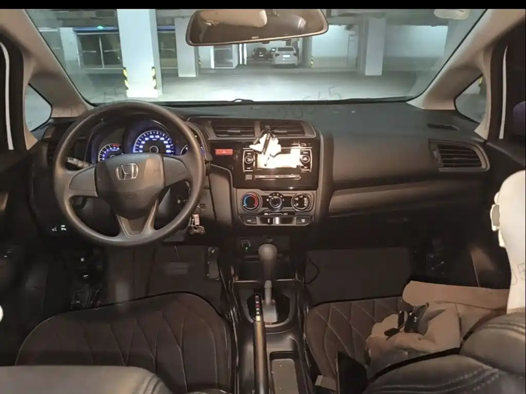 Honda Fit 2018 — фото 14