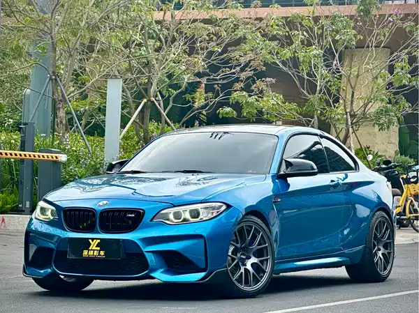 BMW M2 2016