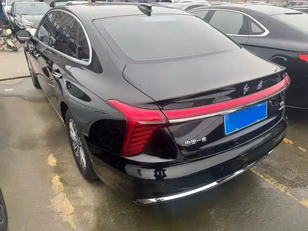 Hongqi H5 2022