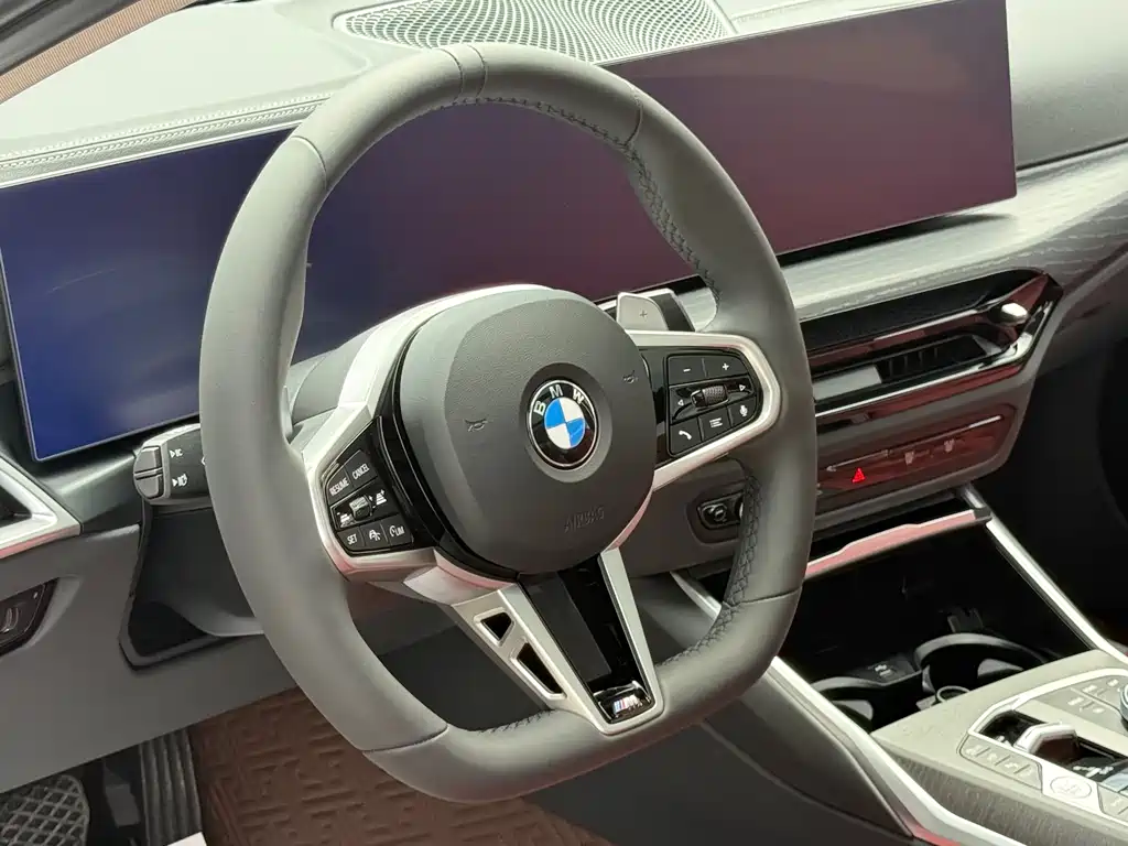 BMW 3 Series 2026 — фото 15