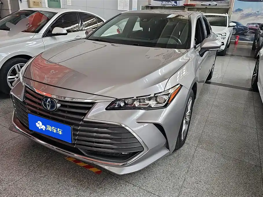 Toyota Avalon 2021 — фото 1