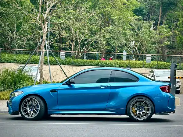 BMW M2 2016
