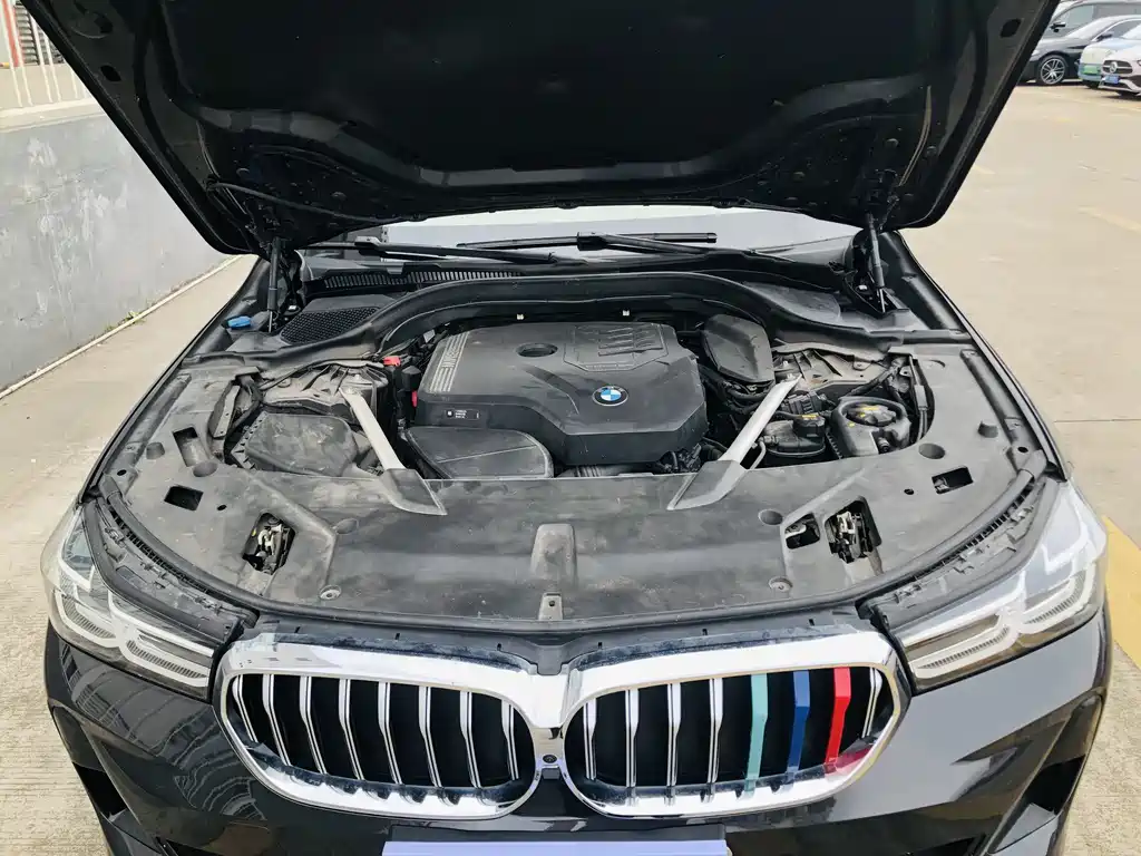 BMW 6 Series GT 2021 — фото 17