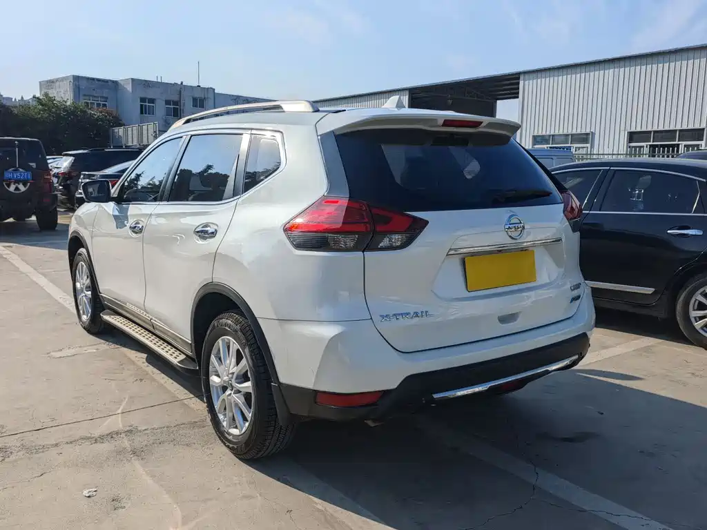Nissan X-Trail 2018 — фото 14