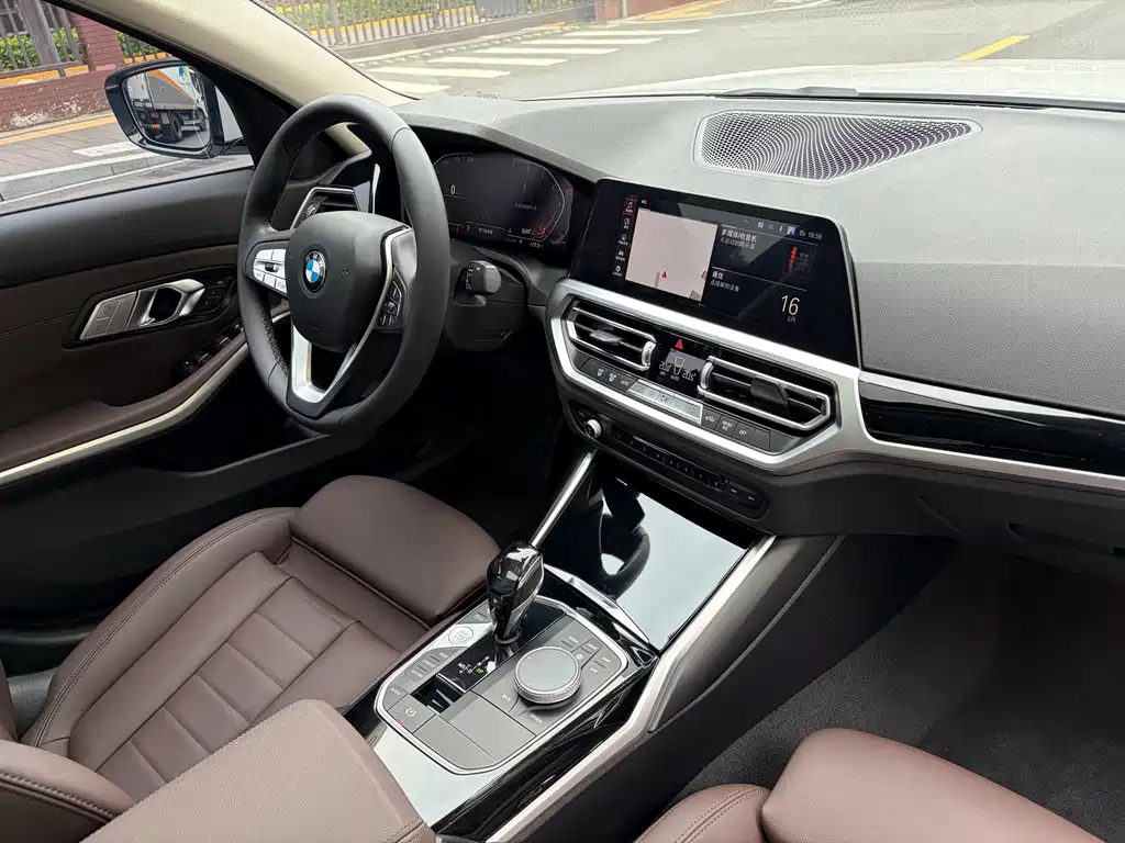 BMW 3 Series 2020 — фото 14